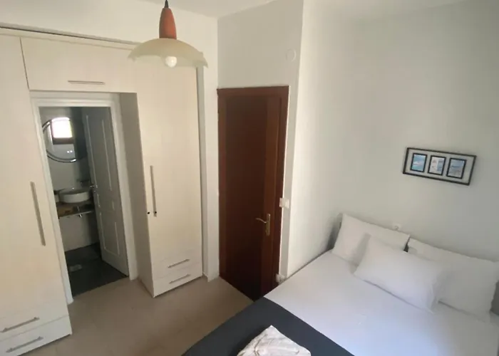 Panos House Apartment